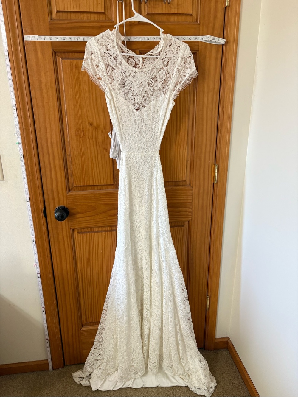 Lulus open back lace trumpet gown